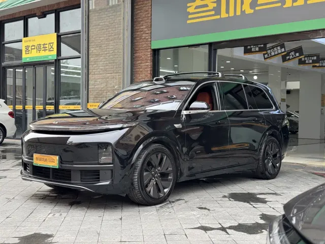 Li Auto L9 — Фото автомобиля 4