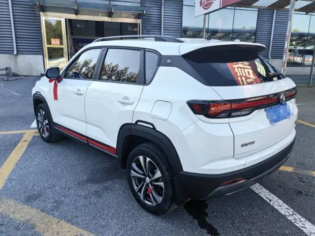 Changan CS35 Plus — Фото автомобиля 5