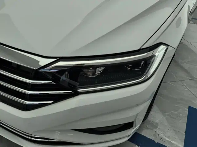 Volkswagen Sagitar — Фото автомобиля 5