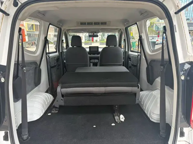 Wuling Hongguang — Фото автомобиля 6