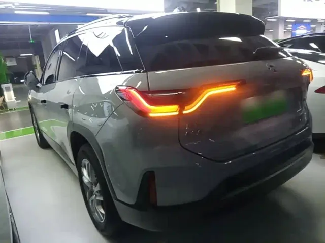 Nio ES6 — Фото автомобиля 4