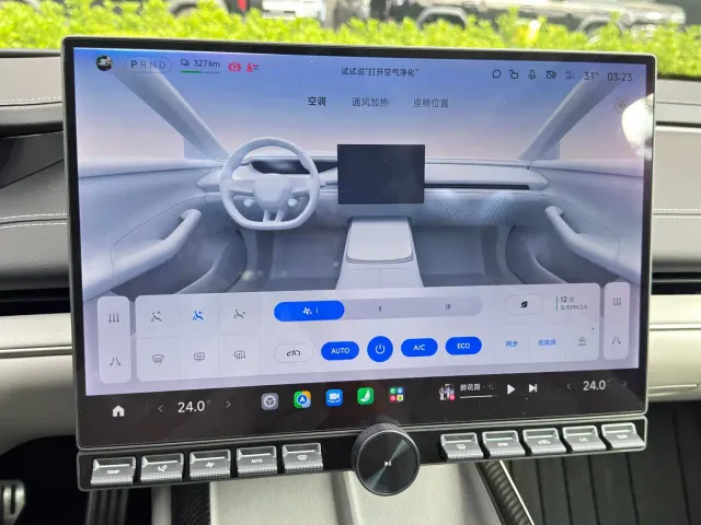 Xiaomi SU7 — Фото автомобиля 19