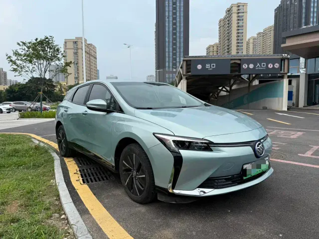 Buick Velite 6 — Фото автомобиля 3