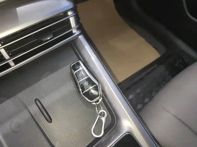 BYD Seal 07 DM-i — Фото автомобиля 8