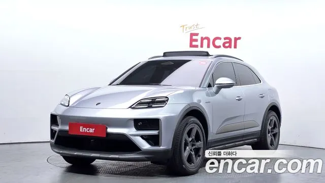 Фотография автомобиля — Porsche Macan