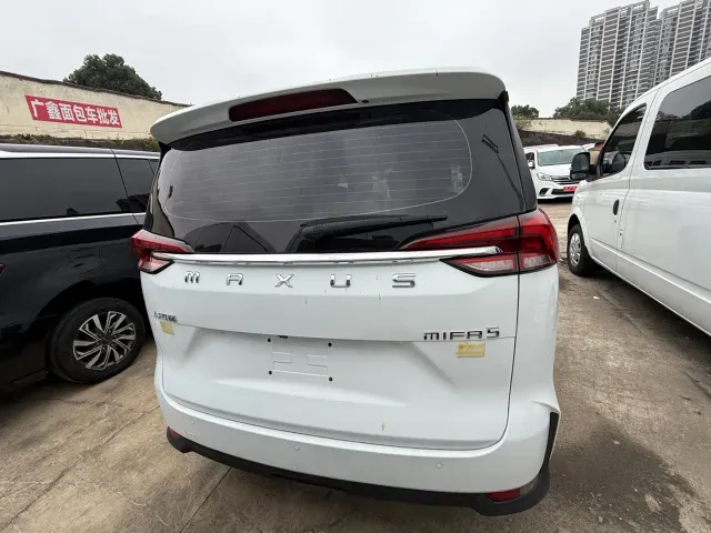 Maxus Dajia 5 — Фото автомобиля 13