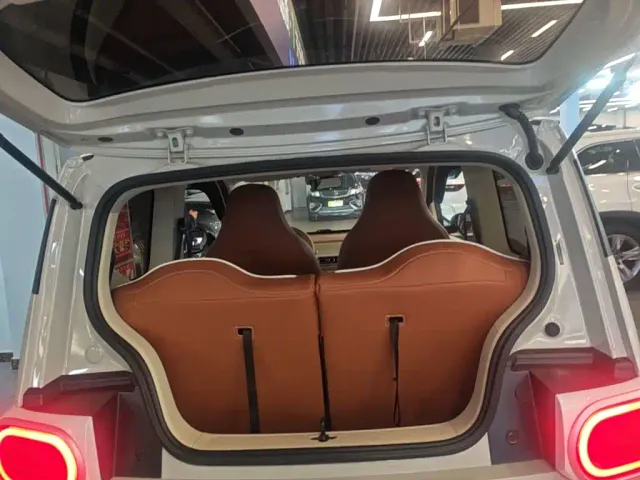Wuling Hongguang Mini EV — Фото автомобиля 18