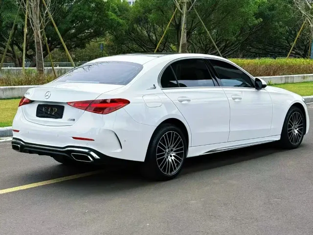 Mercedes-Benz C-Class — Фото автомобиля 4
