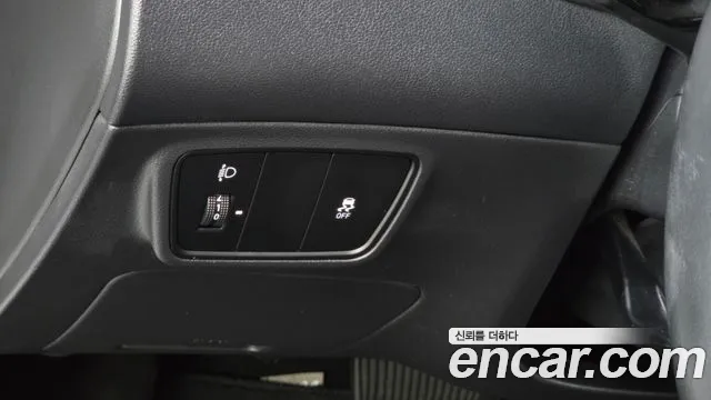 Hyundai Tucson Tucson (NX4) Дизель 2.0 2WD — Фото автомобиля 20