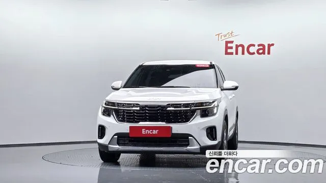 Kia Seltos Бензин 1.6 турбо 2WD — Фото автомобиля 3