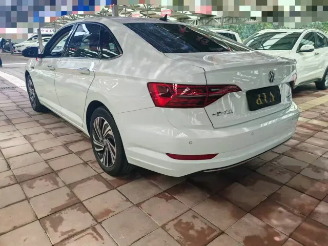 Volkswagen Sagitar — Фото автомобиля 8