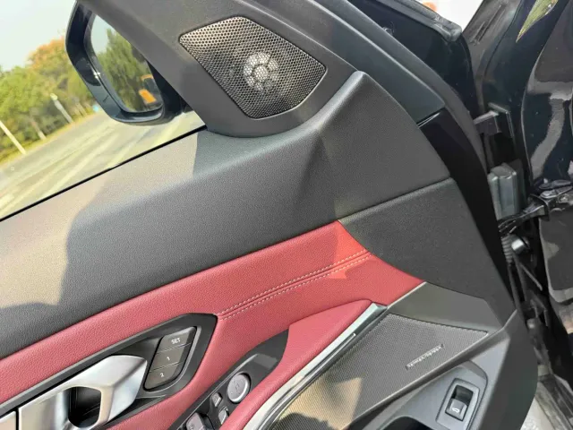 BMW 3 Series — Фото автомобиля 8