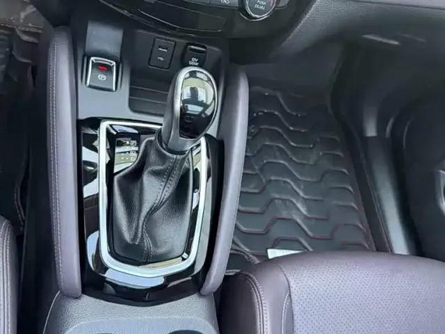 Nissan Qashqai — Фото автомобиля 8