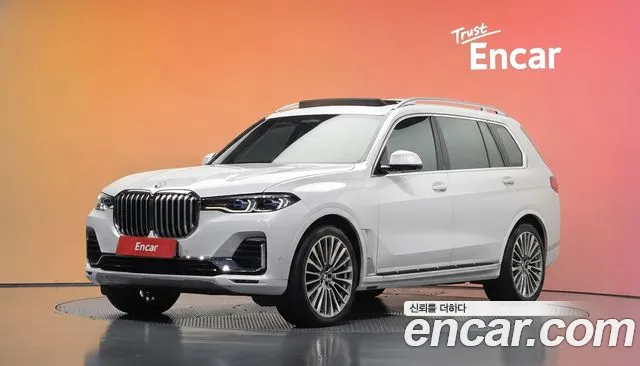 Фотография автомобиля — BMW X7 G07
