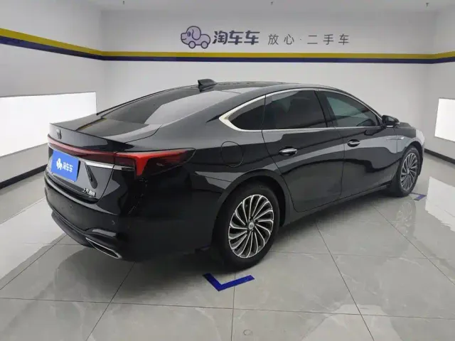 Buick LaCrosse — Фото автомобиля 3
