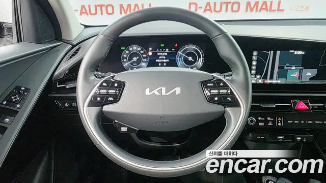 Kia Niro — Фото автомобиля 9