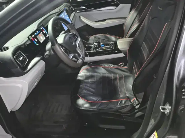 BYD Qin PLUS — Фото автомобиля 9