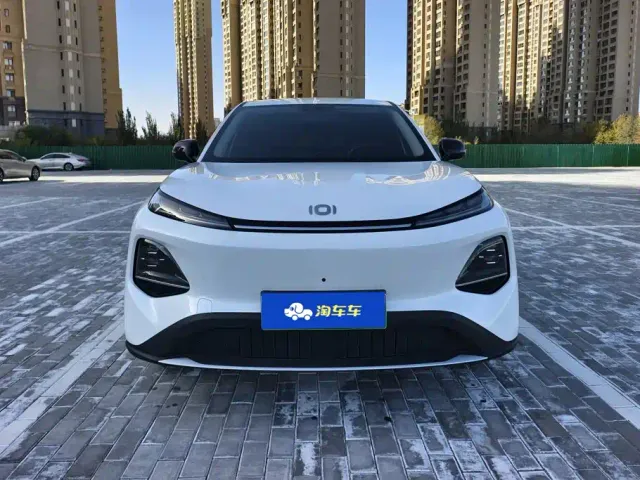 Changan Qiyuan Q05 — Фото автомобиля 2