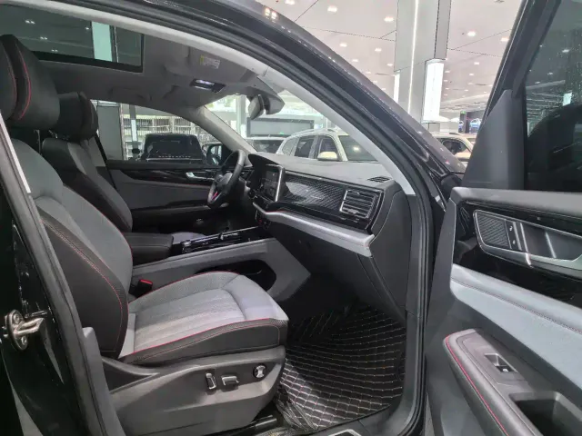 Volkswagen Teramont — Фото автомобиля 14