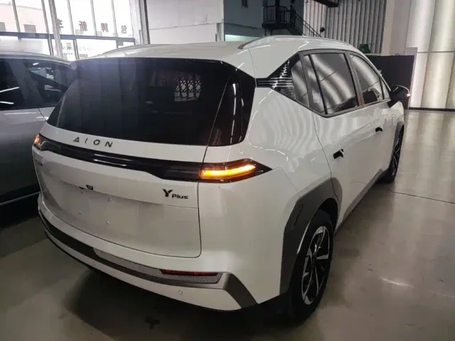 GAC Aion Y — Фото автомобиля 6
