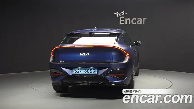 Kia EV6 — Фото автомобиля 4
