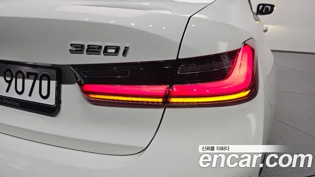 BMW 3-Series 3 серия (G20) 320i M Sport — Фото автомобиля 22
