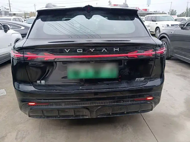 Voyah Zhiyin — Фото автомобиля 5