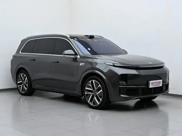 Li Auto L9 — Фото автомобиля 4