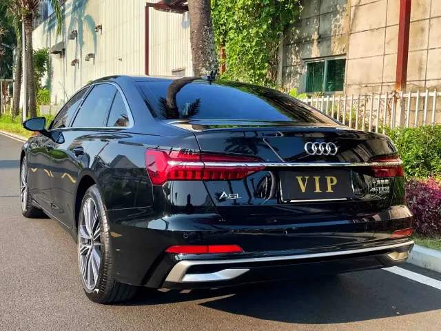 Audi A6L — Фото автомобиля 9