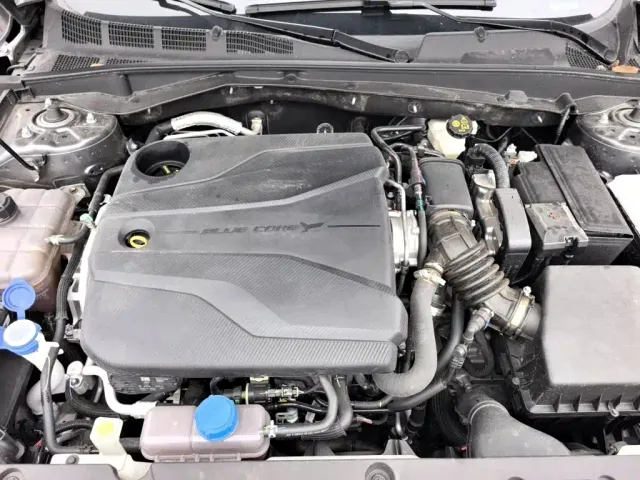 Changan Eado — Фото автомобиля 21