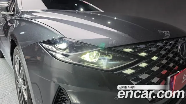 Hyundai Grandeur Новый Grandeur IG — Фото автомобиля 22