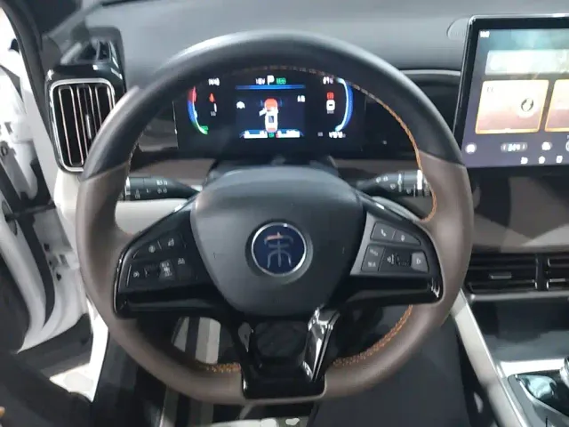 BYD Song Pro — Фото автомобиля 10