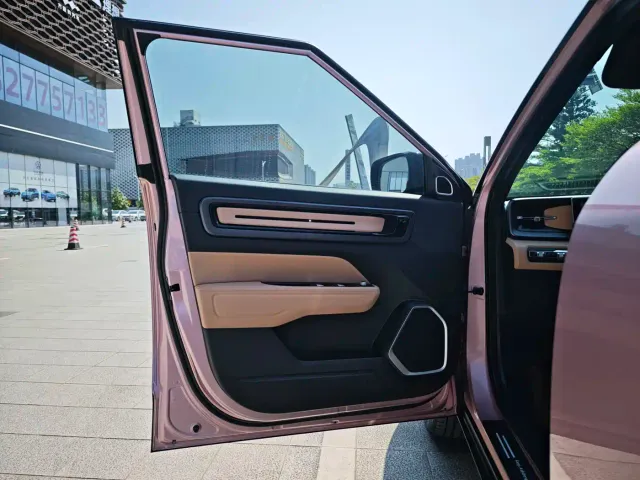 Geely ICON — Фото автомобиля 15