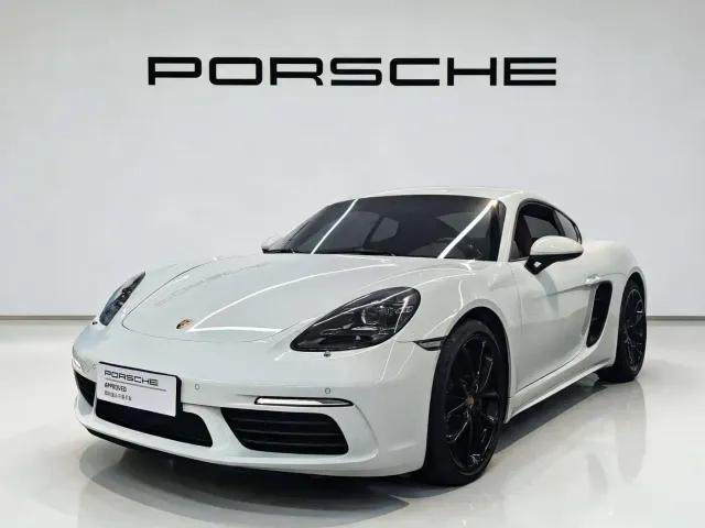 Фотография автомобиля — Porsche 718