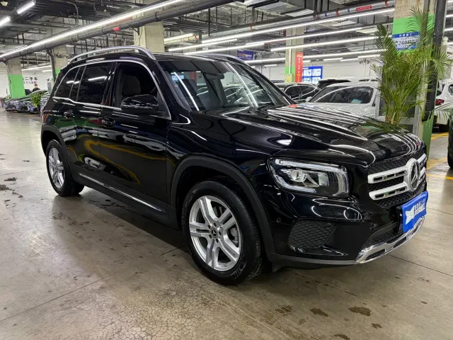 Mercedes-Benz GLB-Class — Фото автомобиля 3