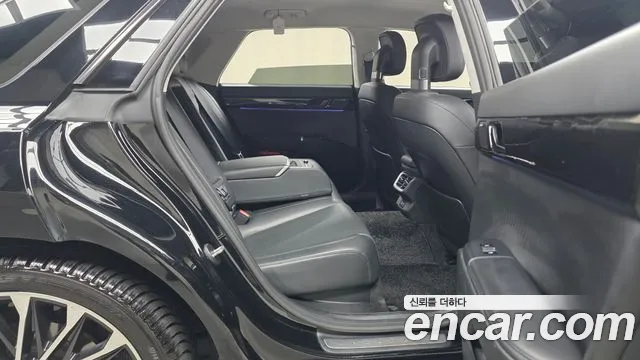 Hyundai Grandeur Grandeur (GN7) 3.5 Бензин 4WD — Фото автомобиля 12