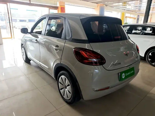 Wuling Bingo — Фото автомобиля 4