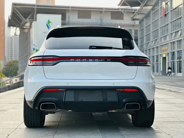 Porsche Macan — Фото автомобиля 13