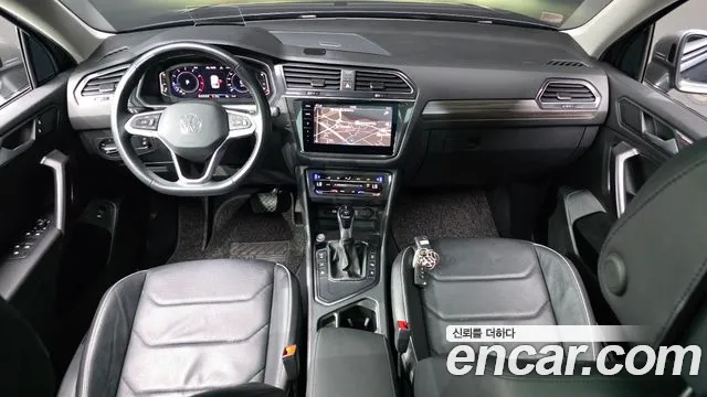 Volkswagen Tiguan — Фото автомобиля 10