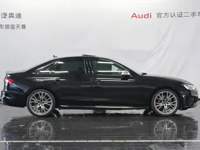 Audi S4 — Фото автомобиля 4