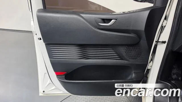 Hyundai Staria — Фото автомобиля 23
