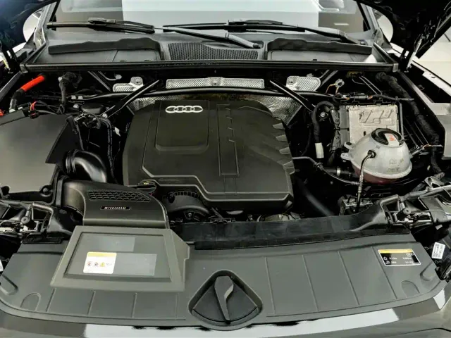 Audi Q5L — Фото автомобиля 25