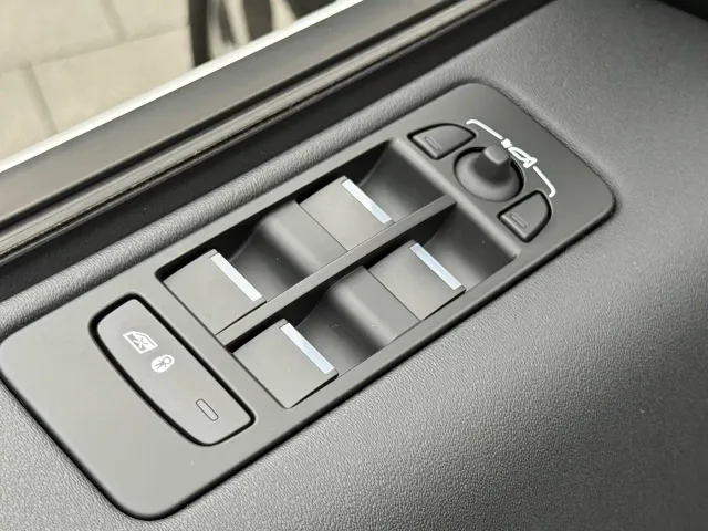 Land Rover Discovery Sport — Фото автомобиля 13