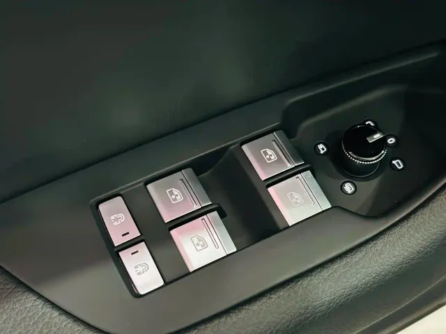 Audi A6L — Фото автомобиля 11