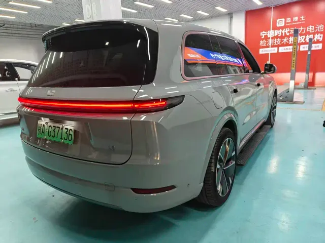 Li Auto L9 — Фото автомобиля 3