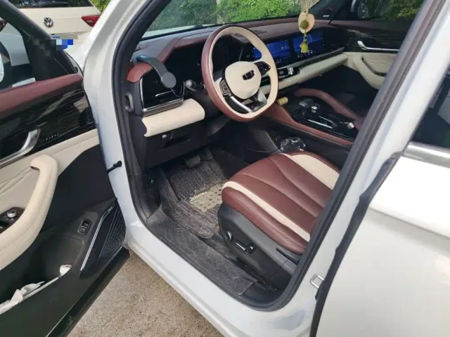 Geely Xingyue L — Фото автомобиля 17