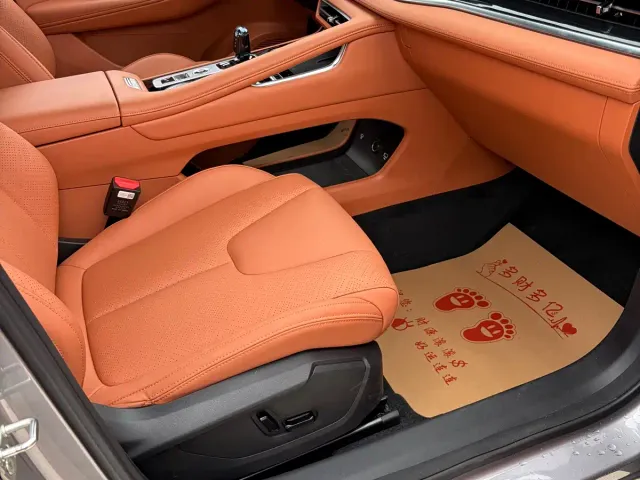 Geely Boyue — Фото автомобиля 10