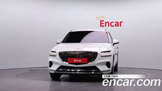 Genesis GV70 2.2 Дизель 2WD — Фото автомобиля 3