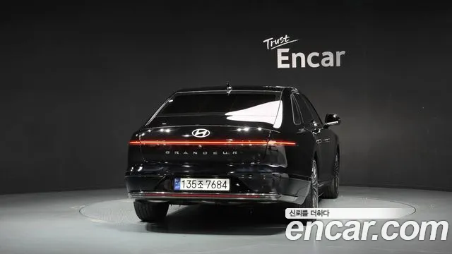 Hyundai Grandeur GN7 — Фото автомобиля 4