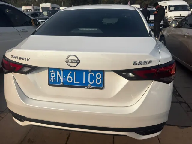 Nissan Sylphy — Фото автомобиля 21